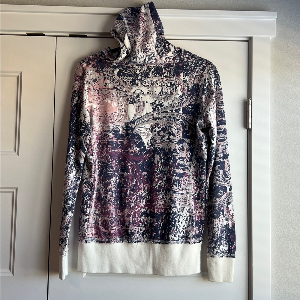 Vanity Multicolor Patterned Hoodie - Picture 8 of 12